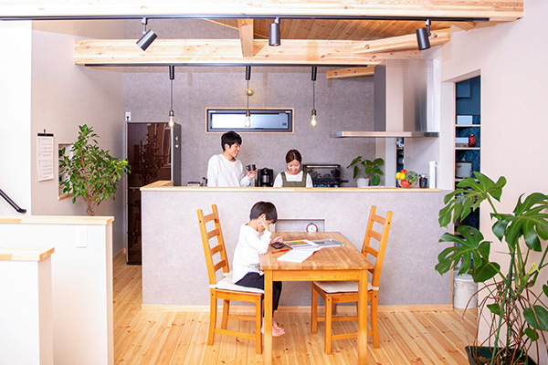 Family in the kitchen
